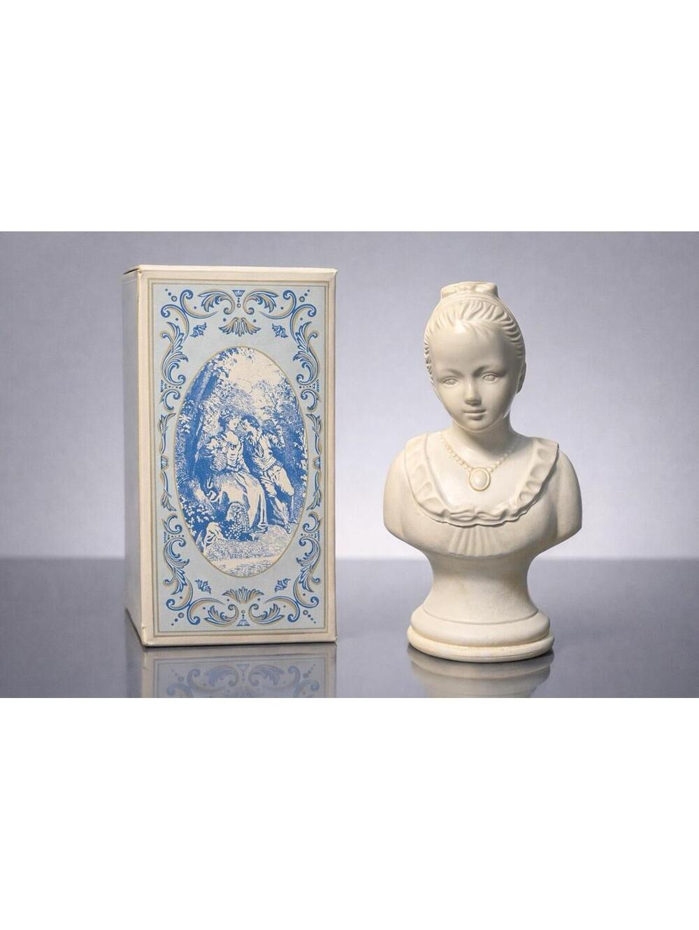 Avon 1970s 18th Century Classic Young Girl Sonnet Cologne Bottle W/ Box, 6.25”